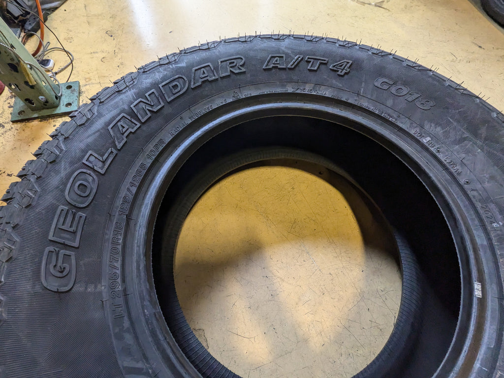 2 YOKOHAMA GEOLANDAR A/T4 G018 LT 295 70 18 129/126S E ALL TERRAIN TIRE 110101845