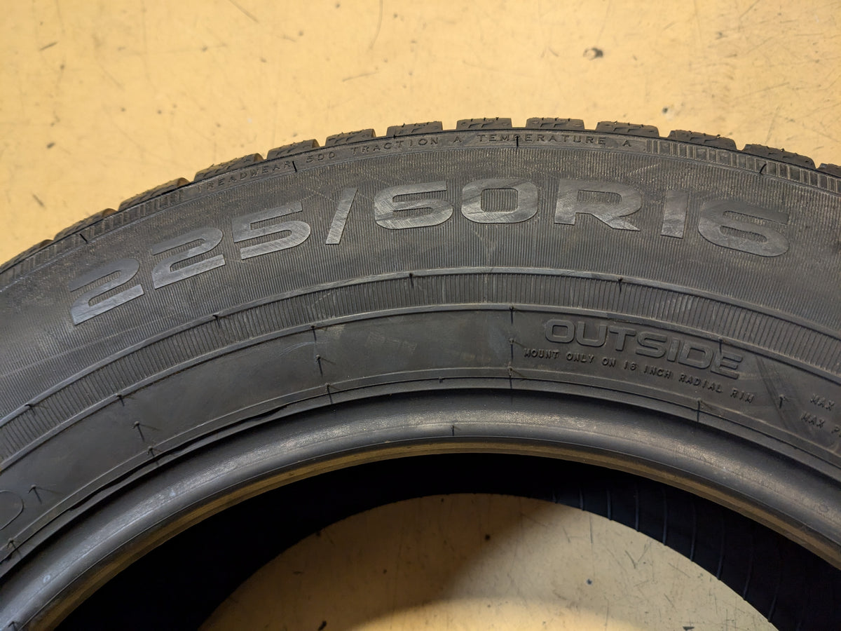 NOS NOKIAN WR G4 BSW P 225 60 16 98V WINTER TIRE T430415