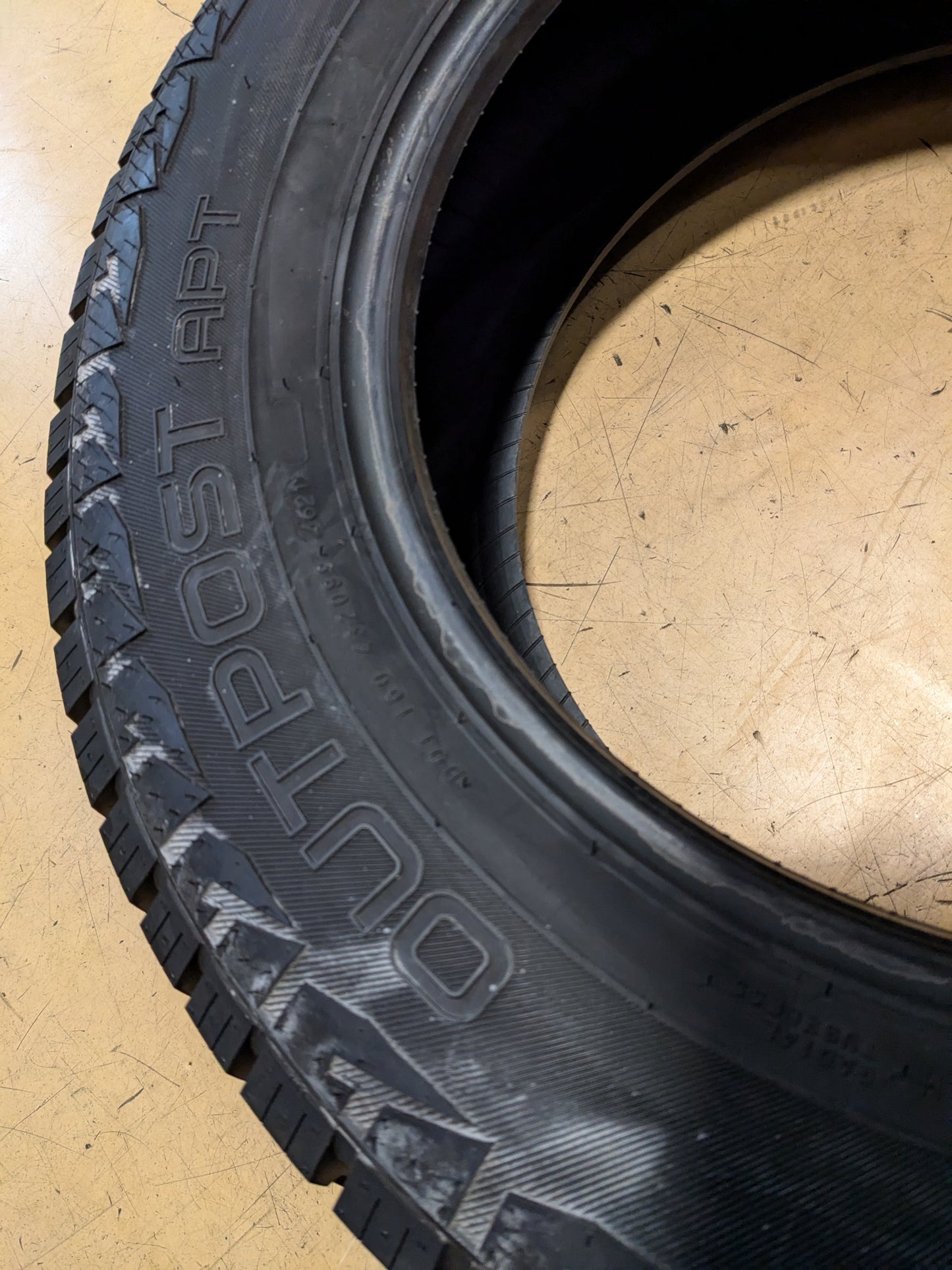 NOKIAN OUTPOST APT BSW P 225 65 17 102H ALL TERRAIN TIRE T432099