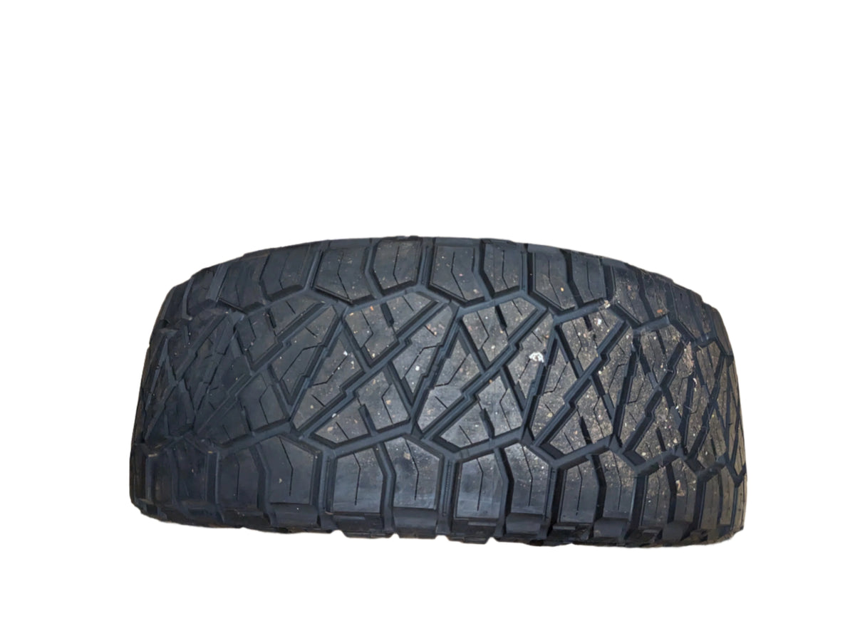 NOS NITTO RIDGE GRAPPLER BSW LT 325 60 20 126/123Q E ALL TERRAIN TIRE 217440