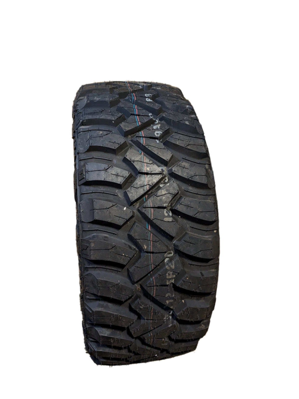 KUMHO ROAD VENTURE MT71 BSW LT 33 12.50 20LT 119Q F MUD TERRAIN TIRE 2262523