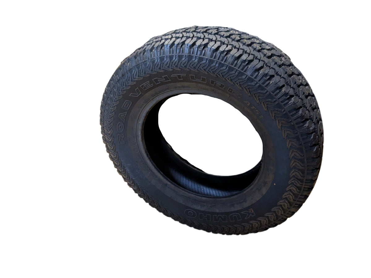 NOS KUMHO ROAD VENTURE AT51 BSW P 255 70 17 110T ALL SEASON TIRE 2169353