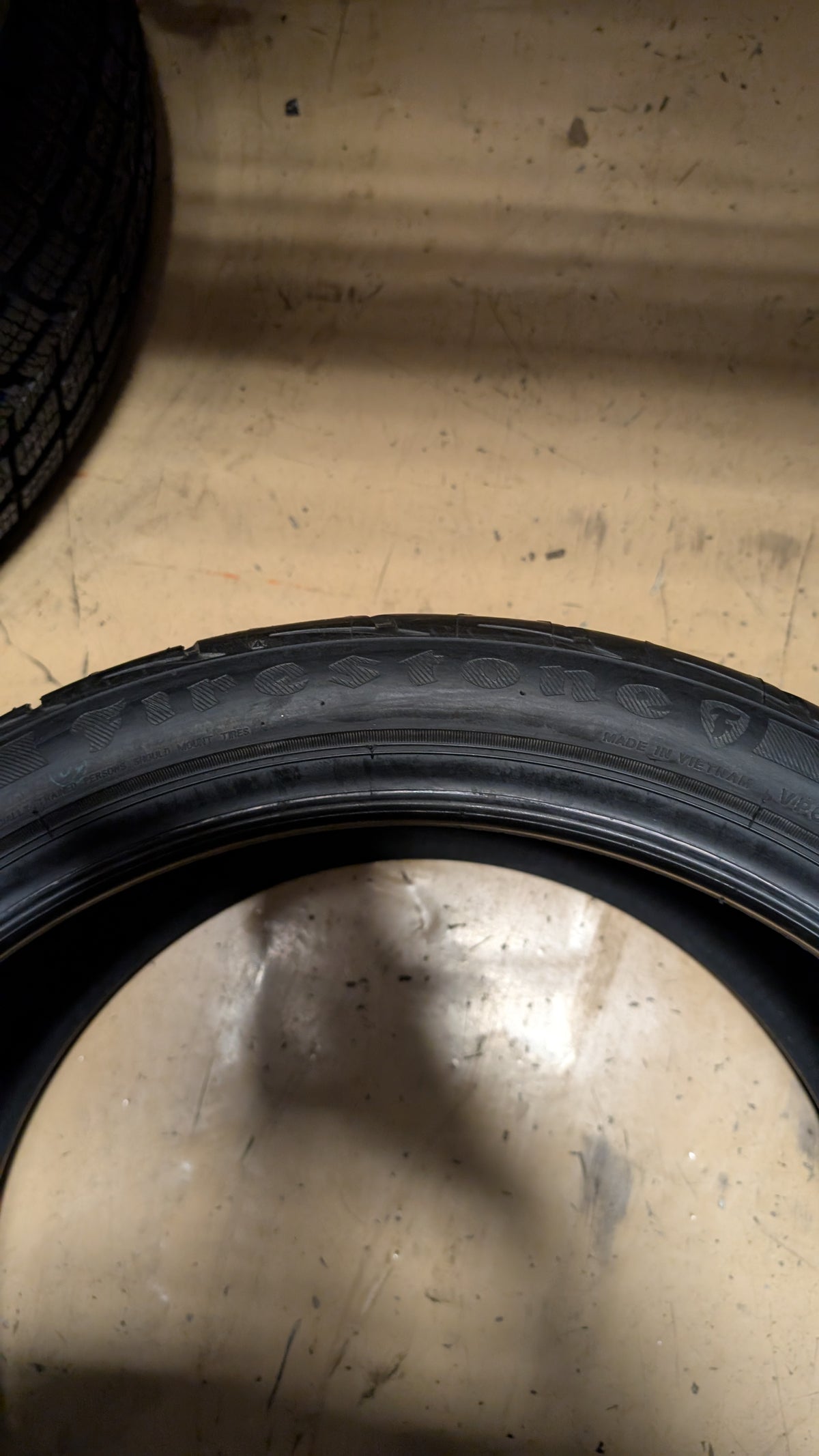 FIRESTONE FIREHAWK INDY 500 BSW P 255 35 18 94W XL UHP TIRE 012445