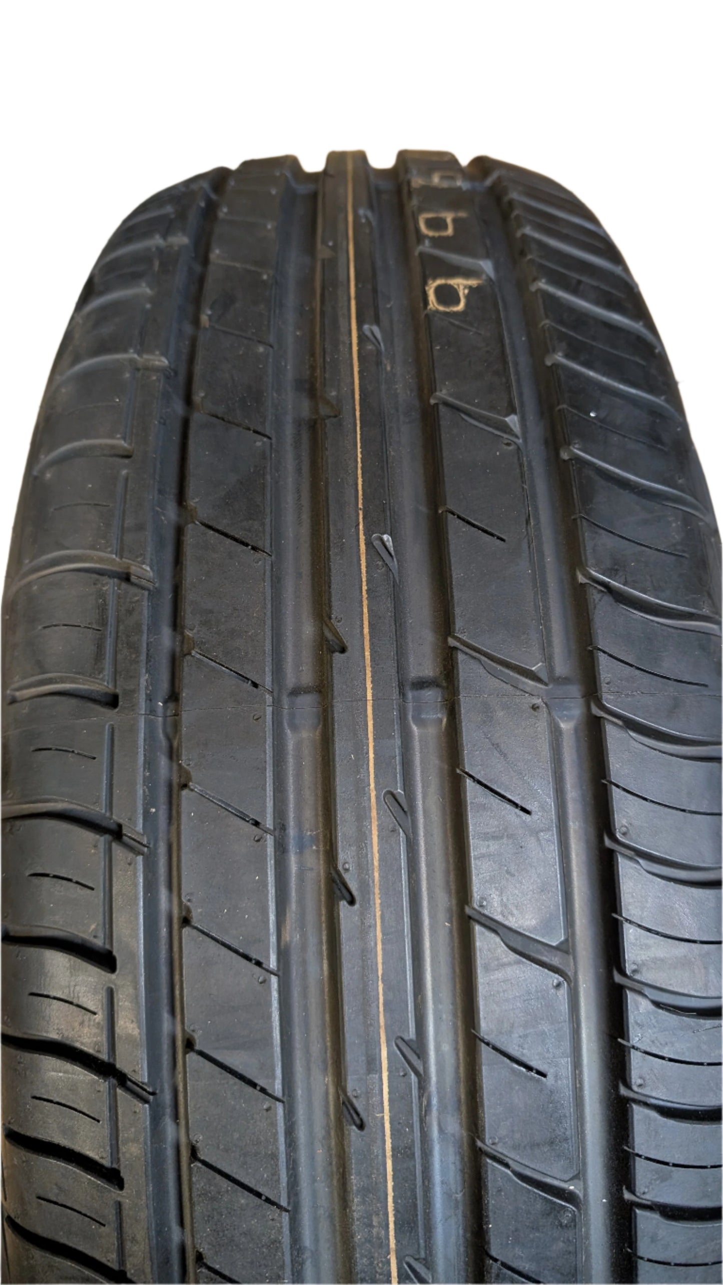NOS FALKEN ZIEX ZE 914A ECORUN BSW P 215 65 17 99V UHP TIRE 59000240