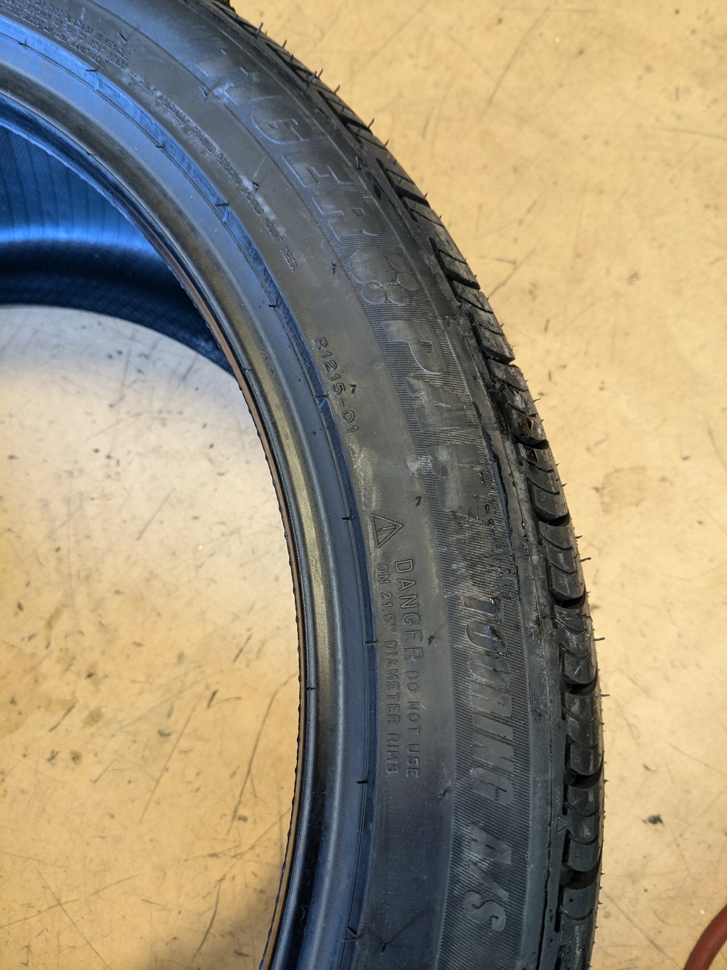 2 UNIROYAL TIGER PAW TOURING AS BSW P 265 40 21 105V XL ALL SEASON TIRE 30700