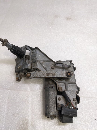 PORSCHE 96462812000/96262808700 WIPER MOTOR WITH BLADE MOUNT BRACKET FOR  911 (1989-1998) USED R23T6
