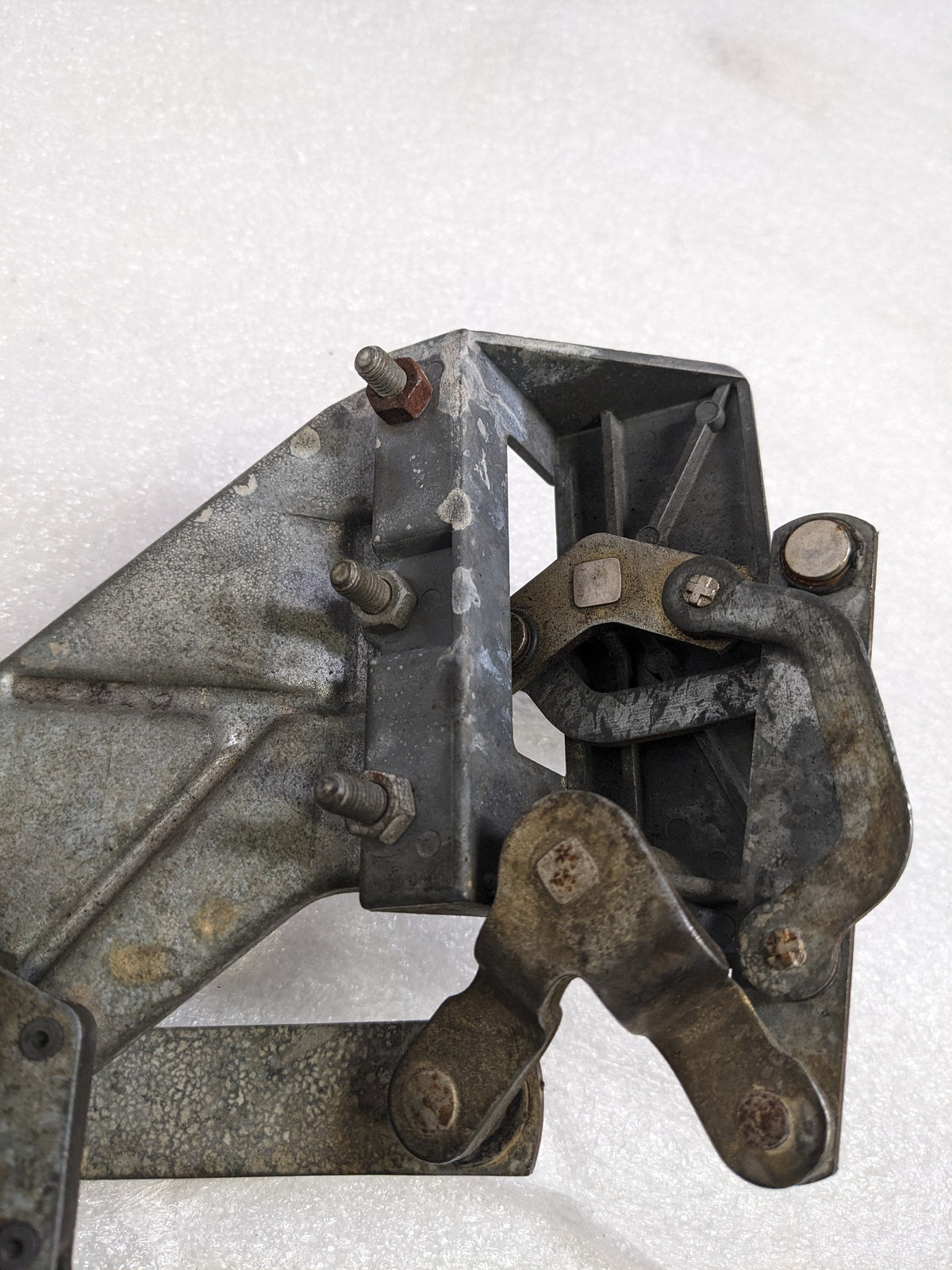 PORSCHE 96462812000/96262808700 WIPER MOTOR WITH BLADE MOUNT BRACKET FOR  911 (1989-1998) USED R23T6