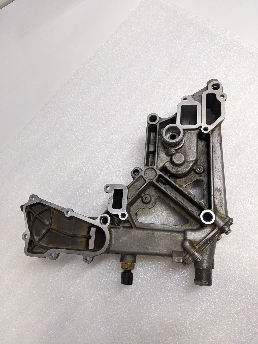 PORSCHE 996107012 ENGINE MOTOR OIL FLUID PUMP HOUSING FOR 1996-2004 BOXSTER 986 USED R21