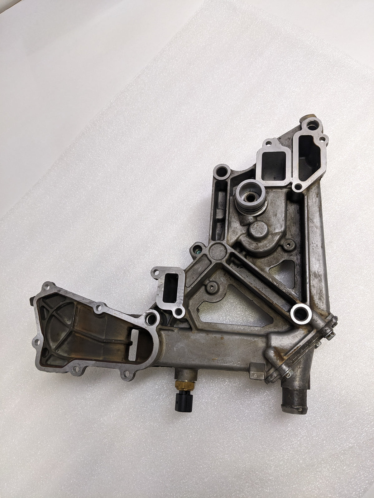 PORSCHE 996107012 ENGINE MOTOR OIL FLUID PUMP HOUSING FOR 1996-2004 BOXSTER 986 USED R21