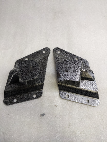 DJM SUSPENSION HS2599-4 LEAF SPRING SHACKLES AND HANGERS KIT FOR 1999-2004 CHEVY 1500 4INCH NEW SR