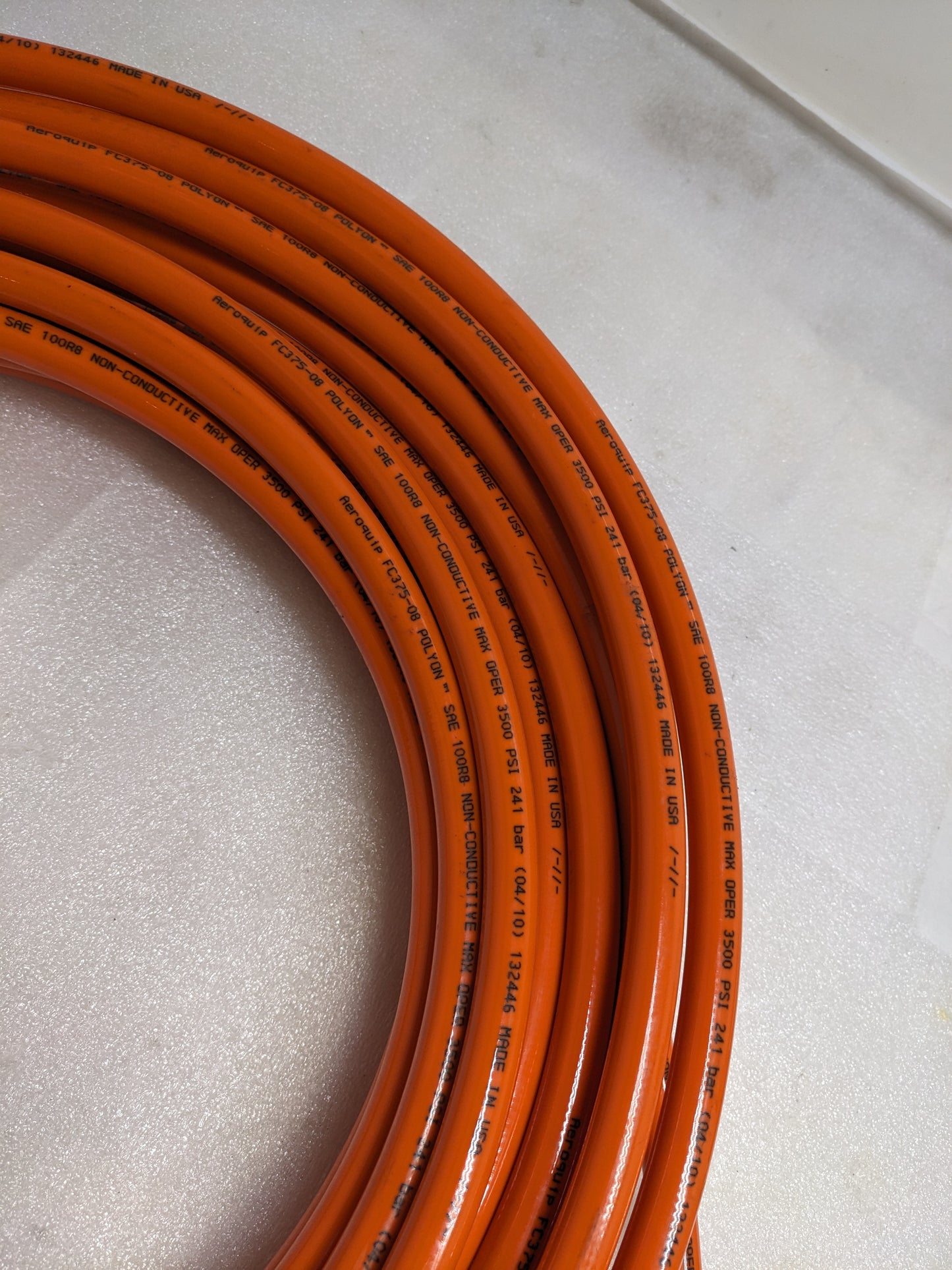 AEROQUIP FC375-08 POLYON 1/2 IN X 70 FT SAE 100R8 NON CONDUCTIVE THERMOPLASTIC HYDRAULIC HOSE 3500 PSI NEW R8