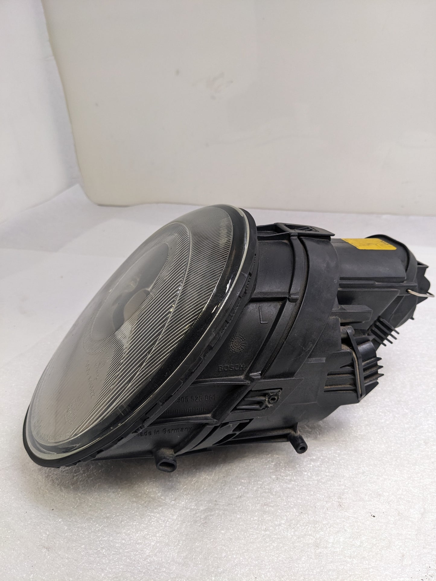 PORSCHE 99363105100 HALOGEN HEADLIGHT ASSEMBLY LEFT FOR 1995-1998 911 CARRERA/TARGA USED R25T3