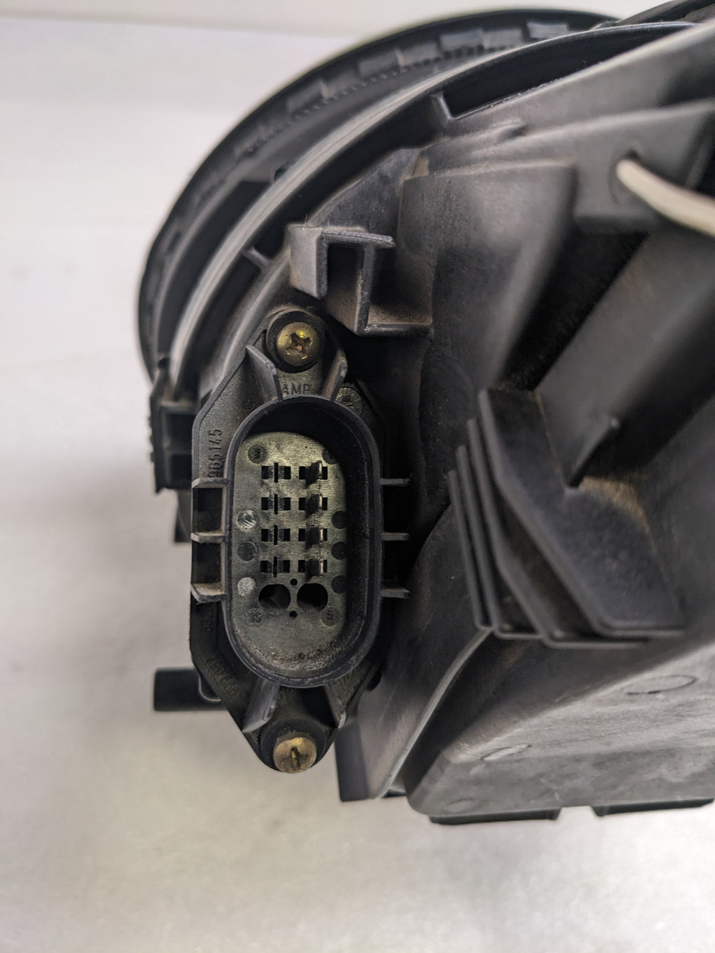PORSCHE 99363105100 HALOGEN HEADLIGHT ASSEMBLY LEFT FOR 1995-1998 911 CARRERA/TARGA USED R25T3
