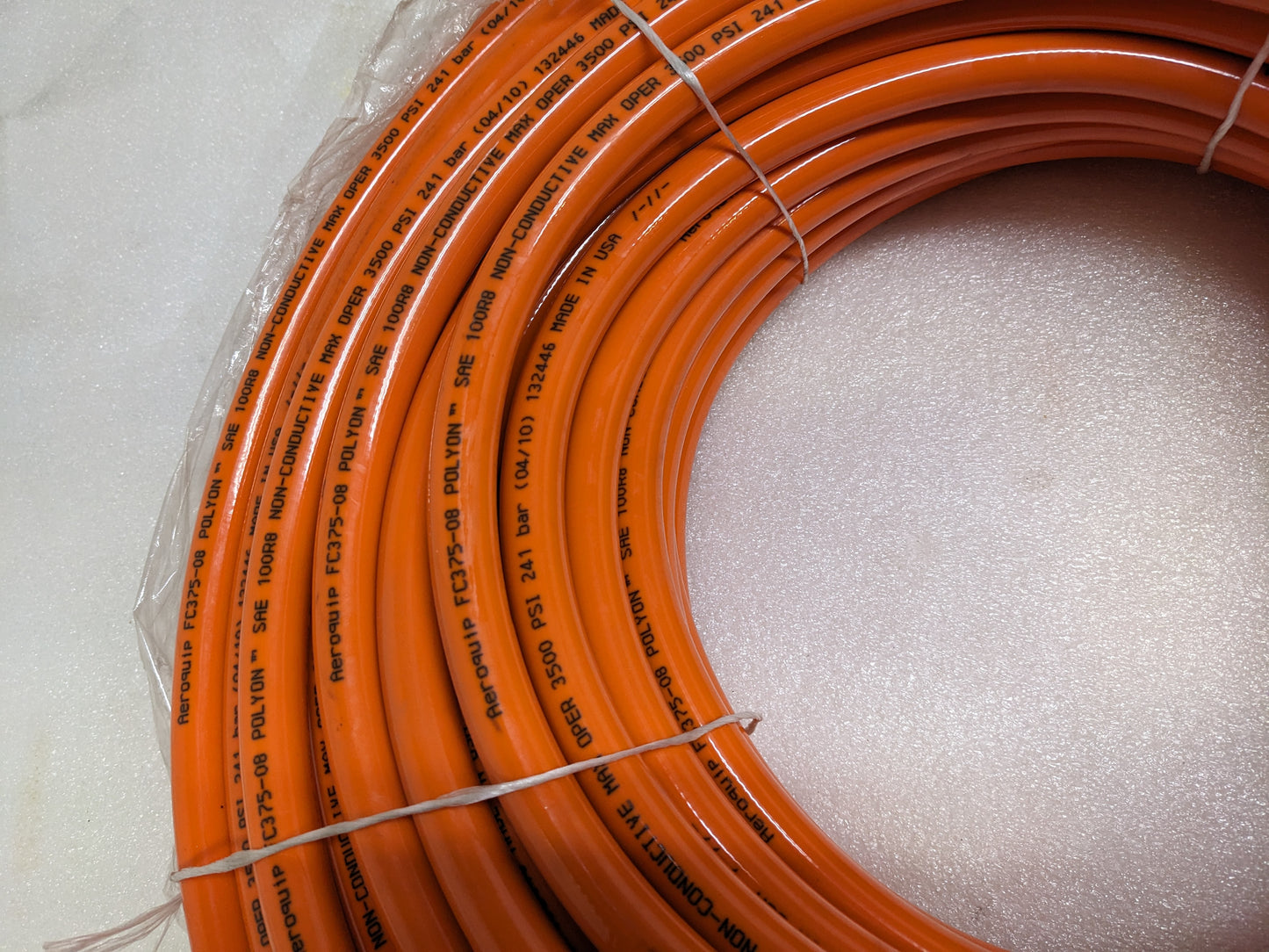 AEROQUIP FC375-08 POLYON 1/2 IN X 200 FT SAE 100R8 NON CONDUCTIVE THERMOPLASTIC HYDRAULIC HOSE 3500 PSI NEW R8