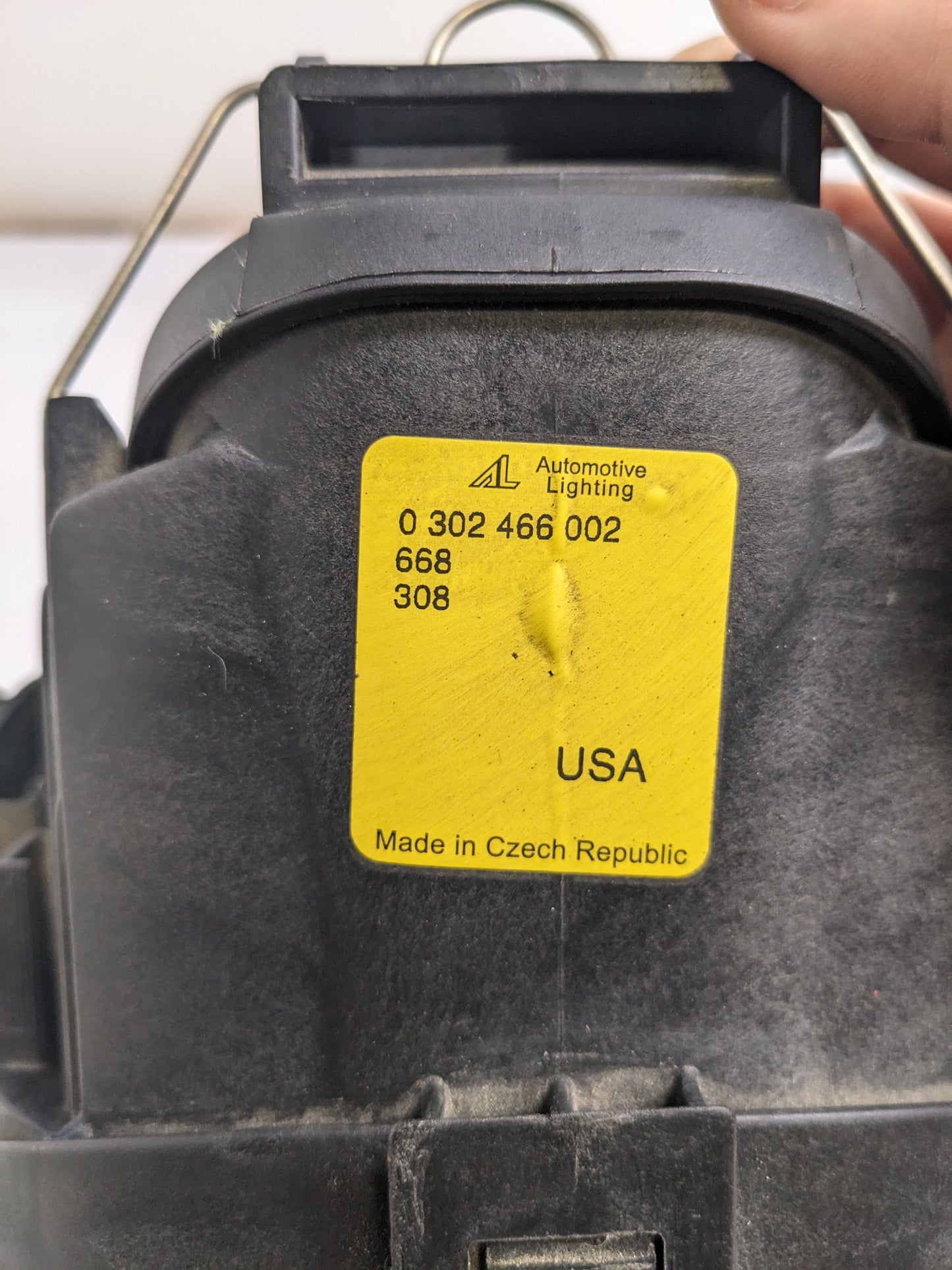 PORSCHE 99363105100 HALOGEN HEADLIGHT ASSEMBLY RIGHT FOR 1995-1998 911 CARRERA/TARGA USED R25T3