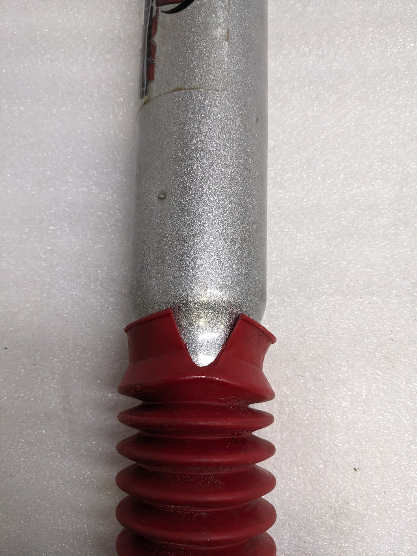 TRENDSAUTO RANCHO RS9000XL PAIR OF FRONT GAS SHOCK ABSORBERS FOR 2011-2016 FORD F250 F350 NEW SR