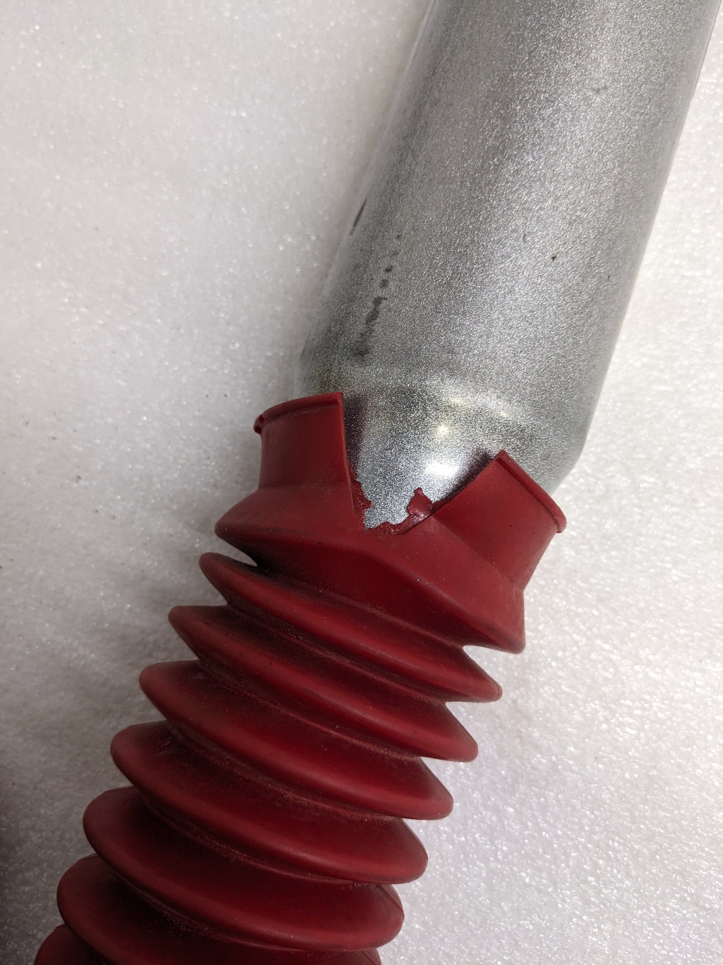 TRENDSAUTO RANCHO RS9000XL PAIR OF FRONT GAS SHOCK ABSORBERS FOR 2011-2016 FORD F250 F350 NEW SR