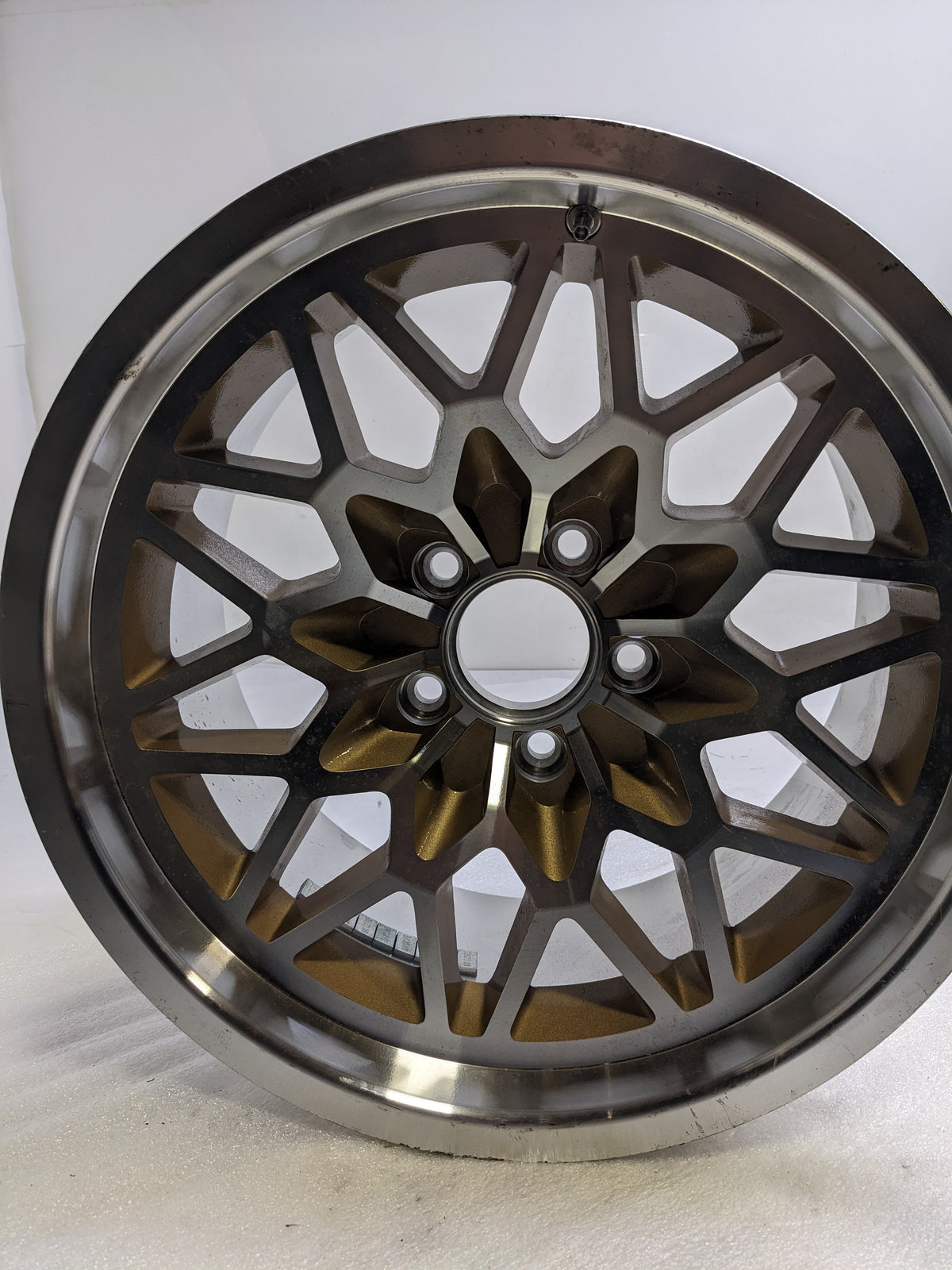 YEAR ONE 3508934G SNOWFLAKE 17X9 5X4.75 3MM POWDER COAT & CHROME GOLD WHEEL NEW B2