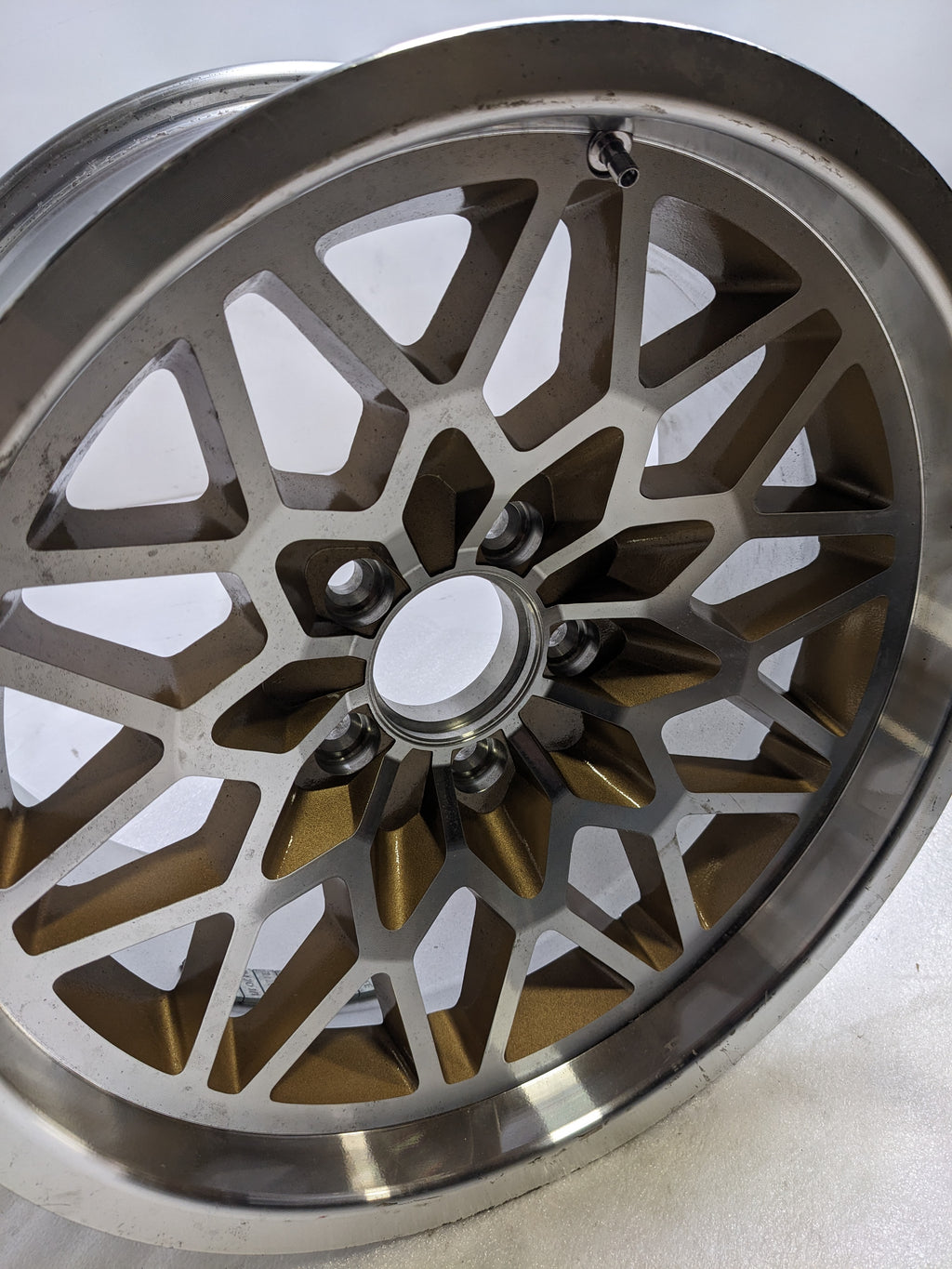YEAR ONE 3508934G SNOWFLAKE 17X9 5X4.75 3MM POWDER COAT & CHROME GOLD WHEEL NEW B2