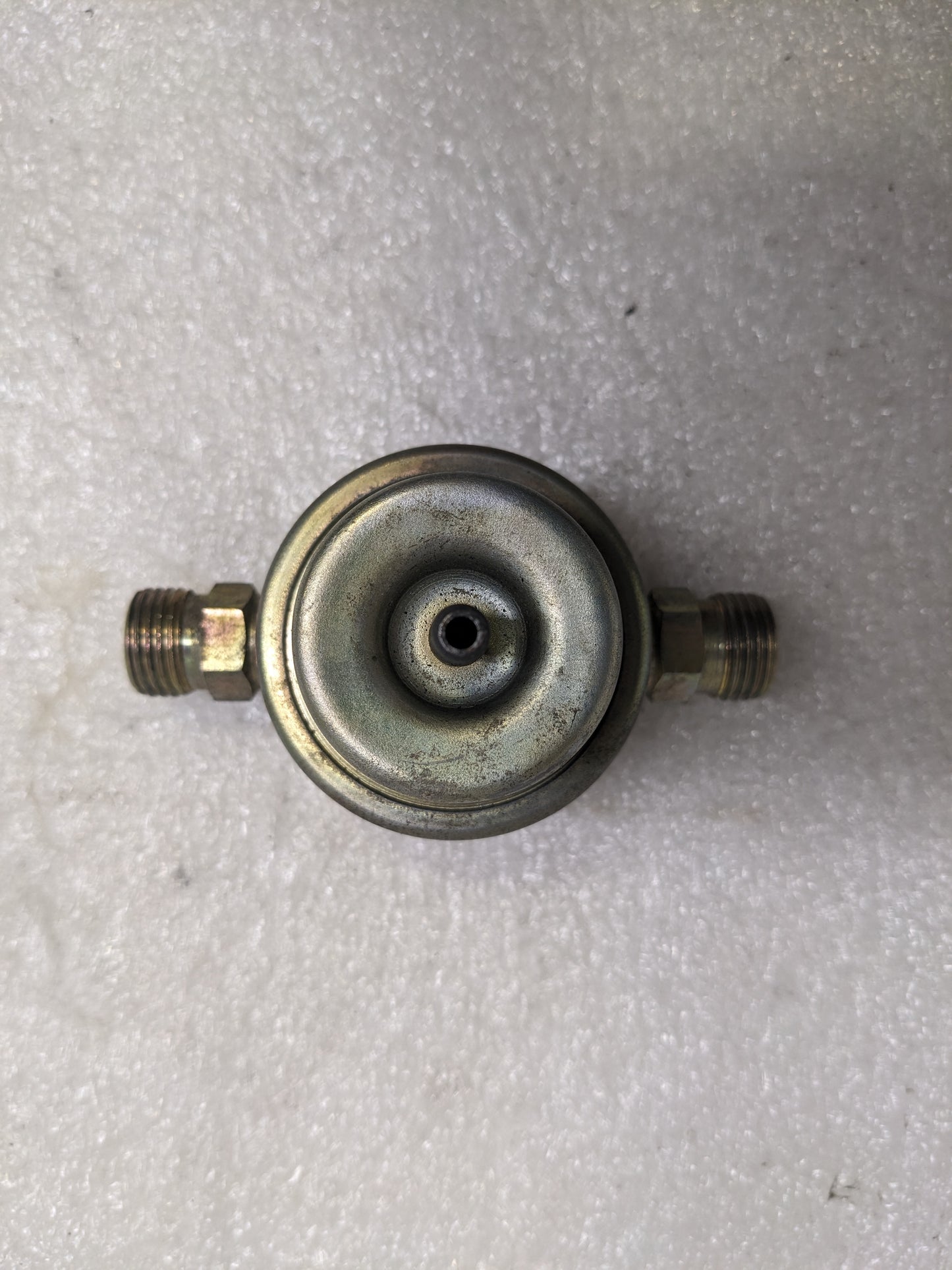 BOSCH 0280161021 FUEL PRESSURE DAMPER FOR 1984-1989 PORSCHE 911 CARRERA TARGA/COUPE/CONVERTIBLE USED R23T2