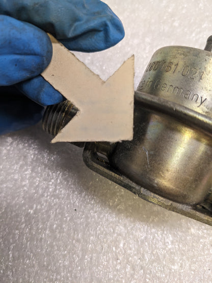 BOSCH 0280161021 FUEL PRESSURE DAMPER FOR 1984-1989 PORSCHE 911 CARRERA TARGA/COUPE/CONVERTIBLE USED R23T2