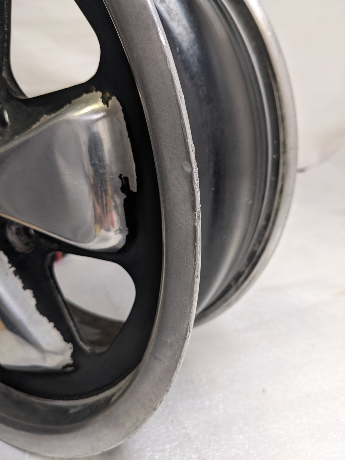 PORSCHE 6X15 IN 5 LUG 38MM OFFSET WHEEL SET FOR 912/911 USED B2