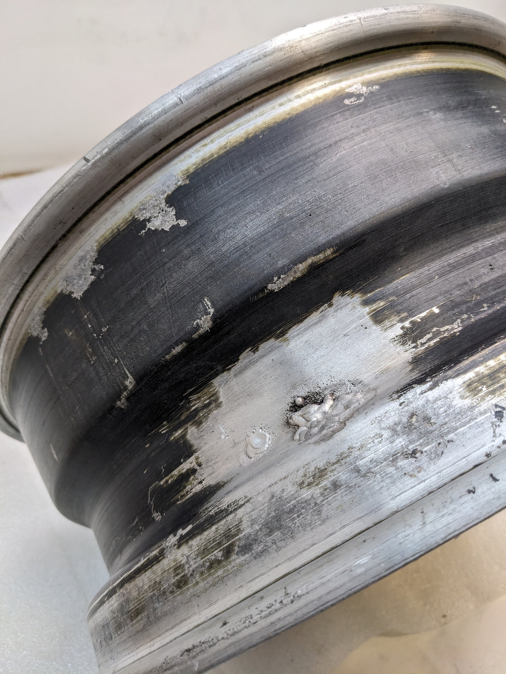 PORSCHE 6X15 IN 5 LUG 38MM OFFSET WHEEL SET FOR 912/911 USED B2