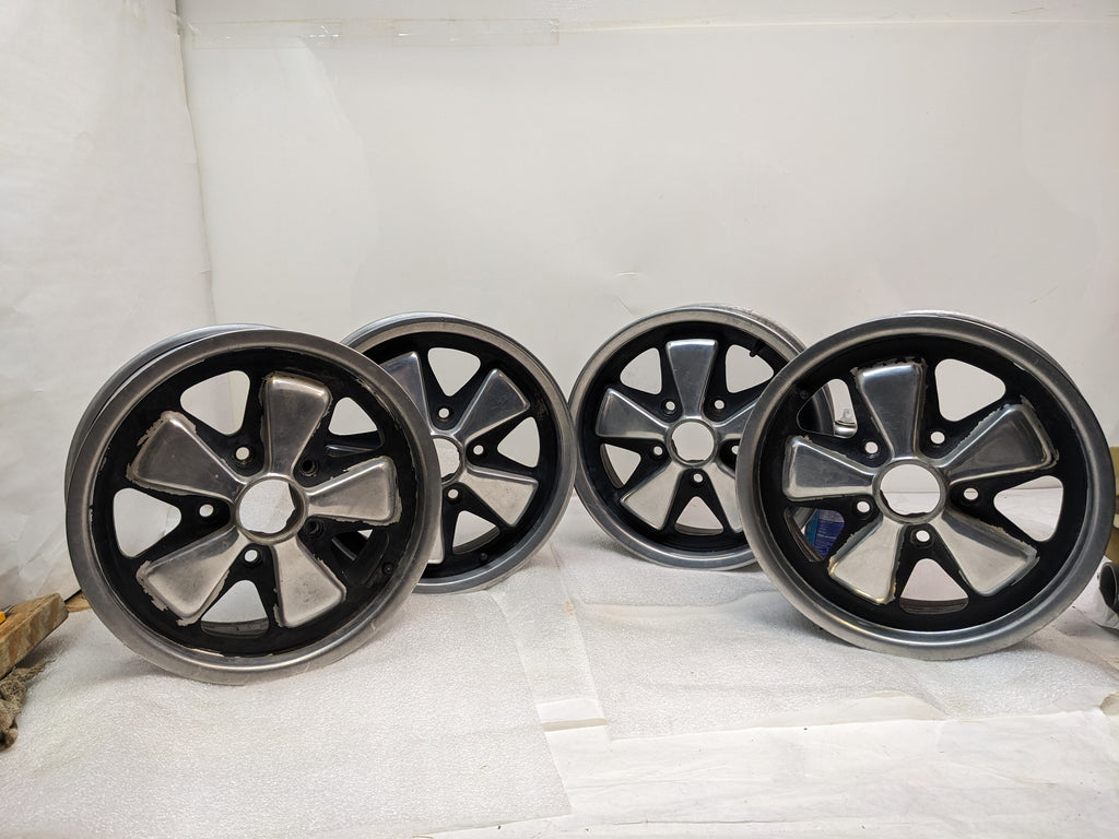 PORSCHE 6X15 IN 5 LUG 38MM OFFSET WHEEL SET FOR 912/911 USED B2