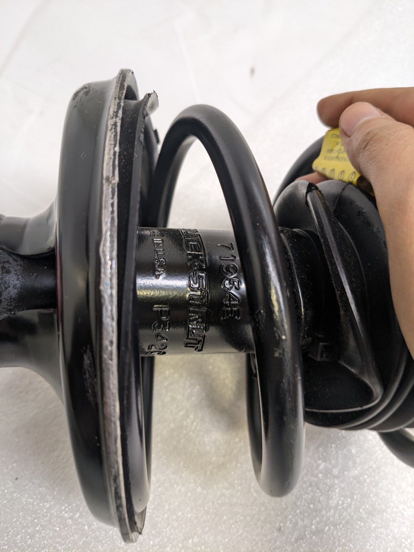 MONROE QUICK-STRUT 171954 STRUT & COIL SPRING ASSEMBLY FOR 1998-2002 CHEVROLET PRIZM/TOYOTA COROLLA NEW SR