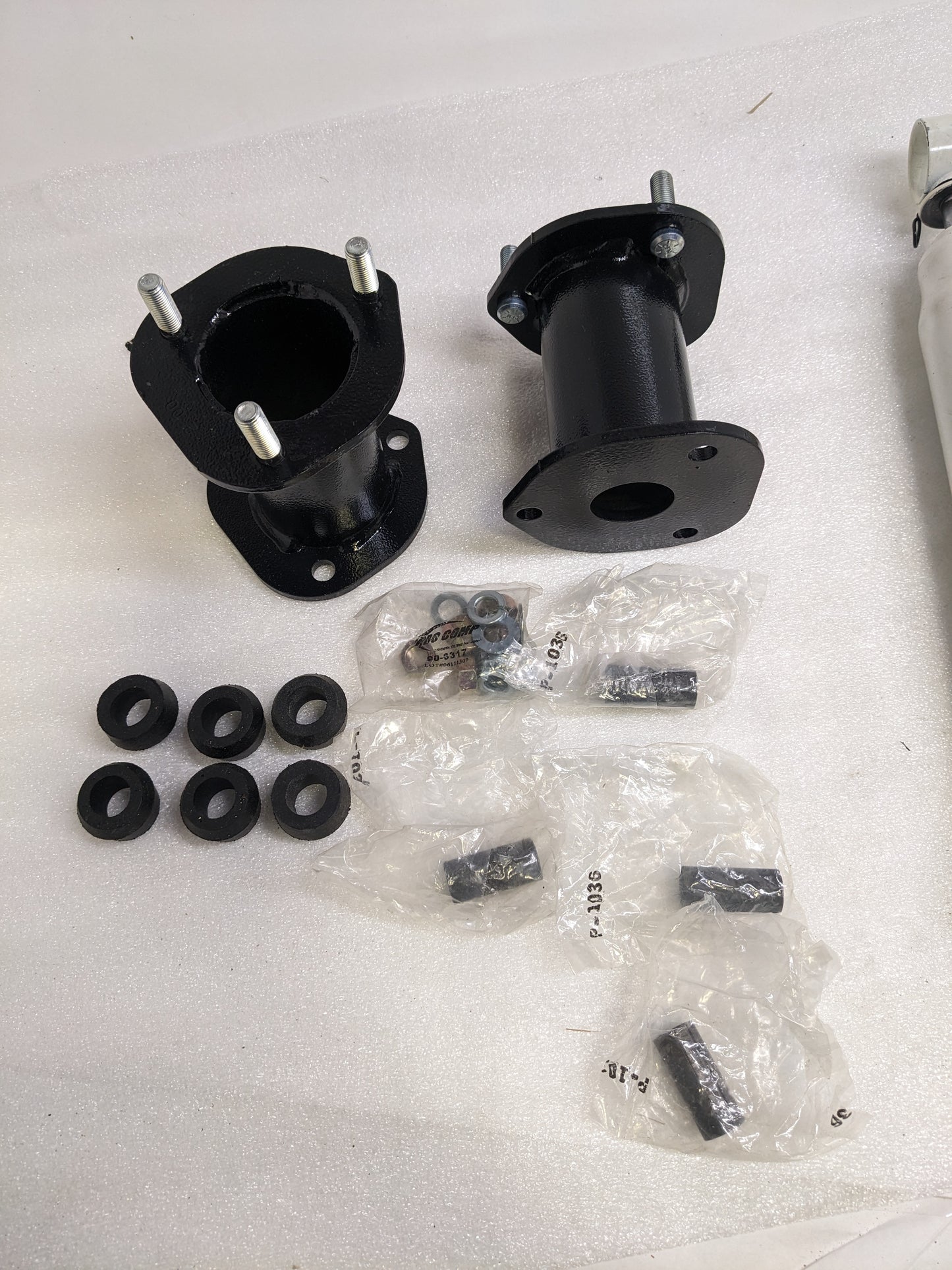 PRO COMP ES9000 SHOCK ABSORBERS (PAIR) NEW SR