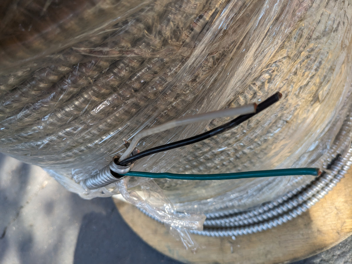 SOUTHWIRE 69114702 12/2 STRANDED CU BLCK/WHT/GRN AIA MC 600V 1000FT ARMORLITE CABLE