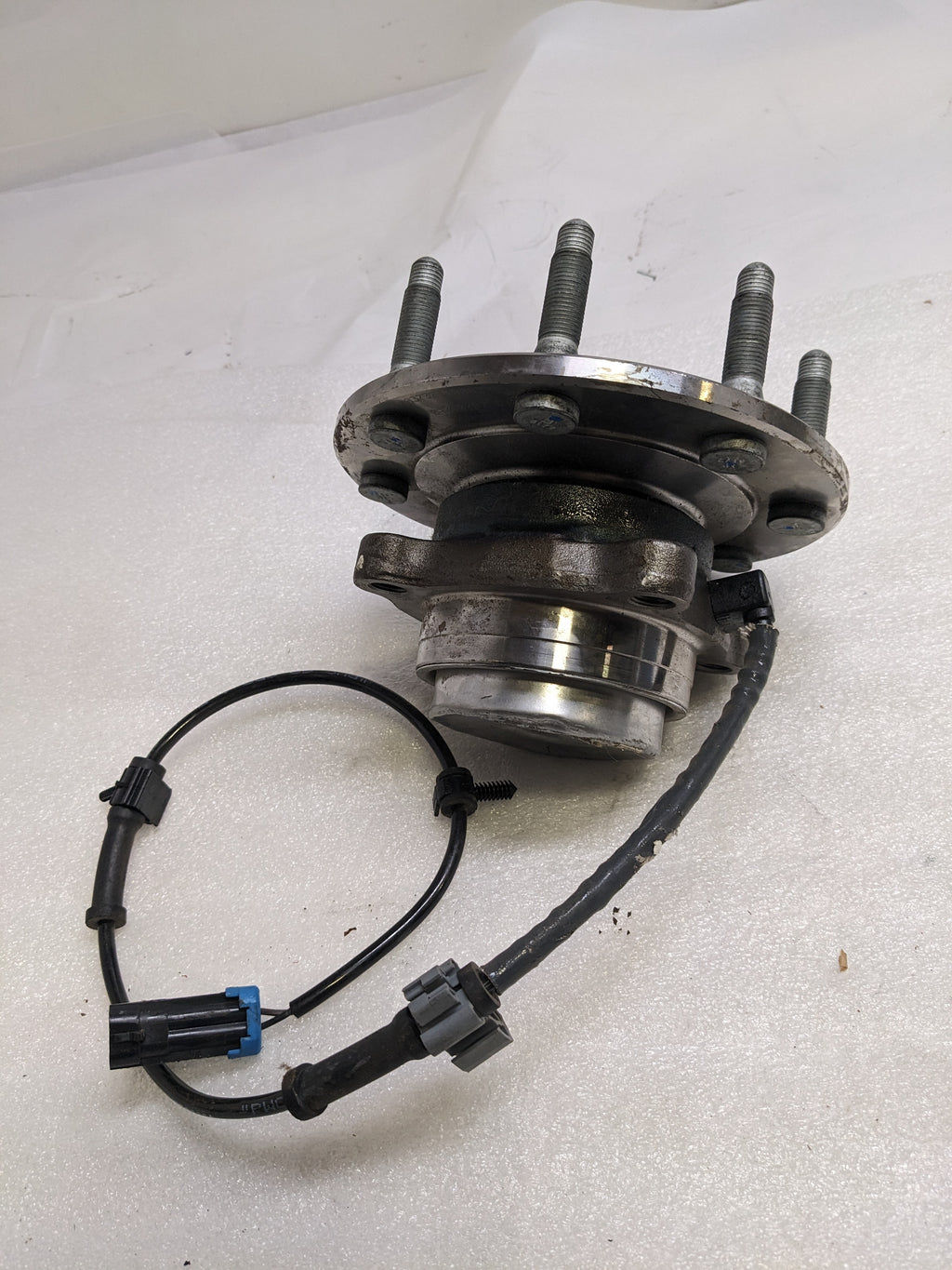 SKF BTD1200 WHEEL BEARING AND HUB ASSEMBLY NEW R11TB #1