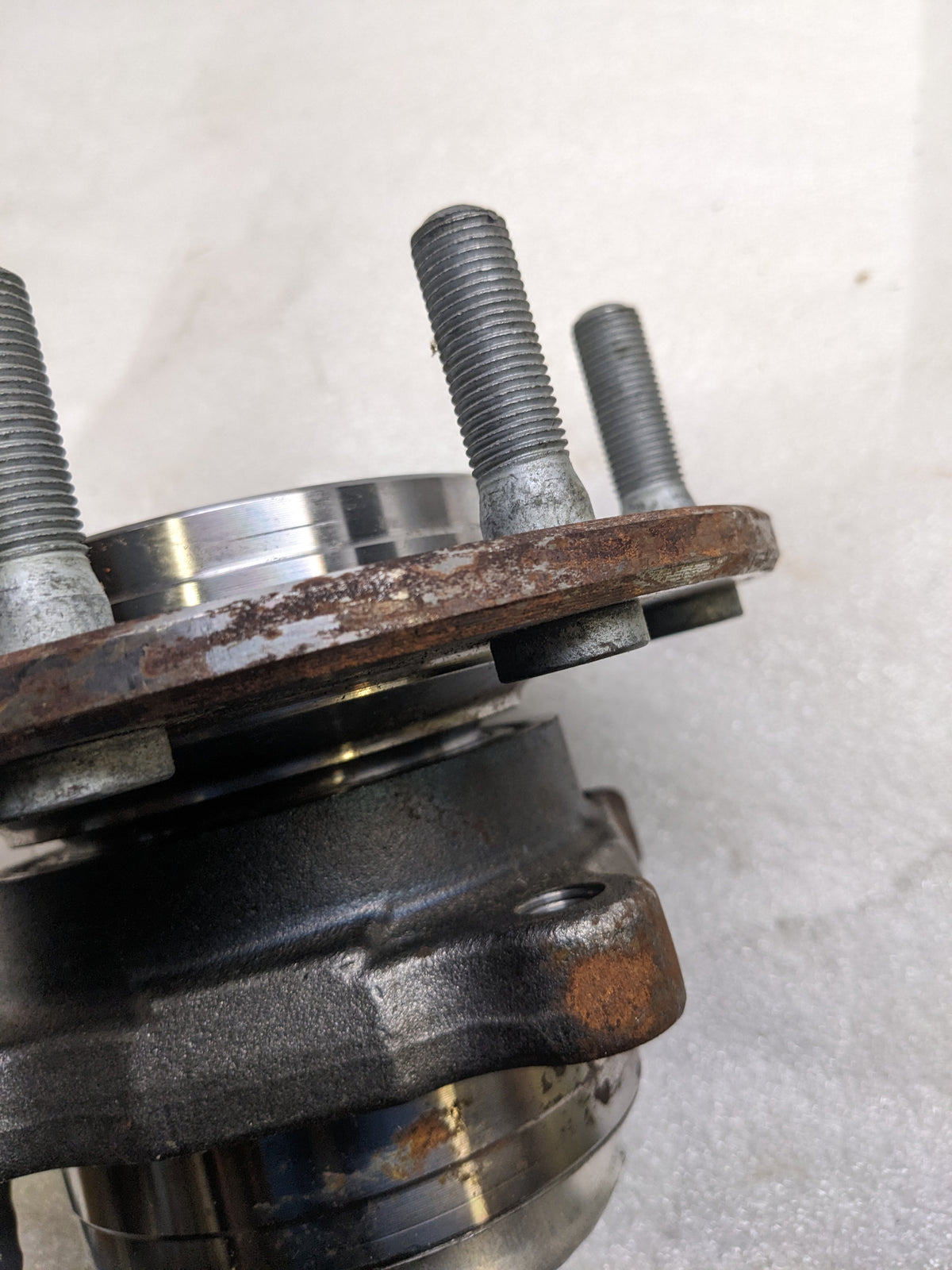 SKF BTD1200 WHEEL BEARING AND HUB ASSEMBLY NEW R11TB #2