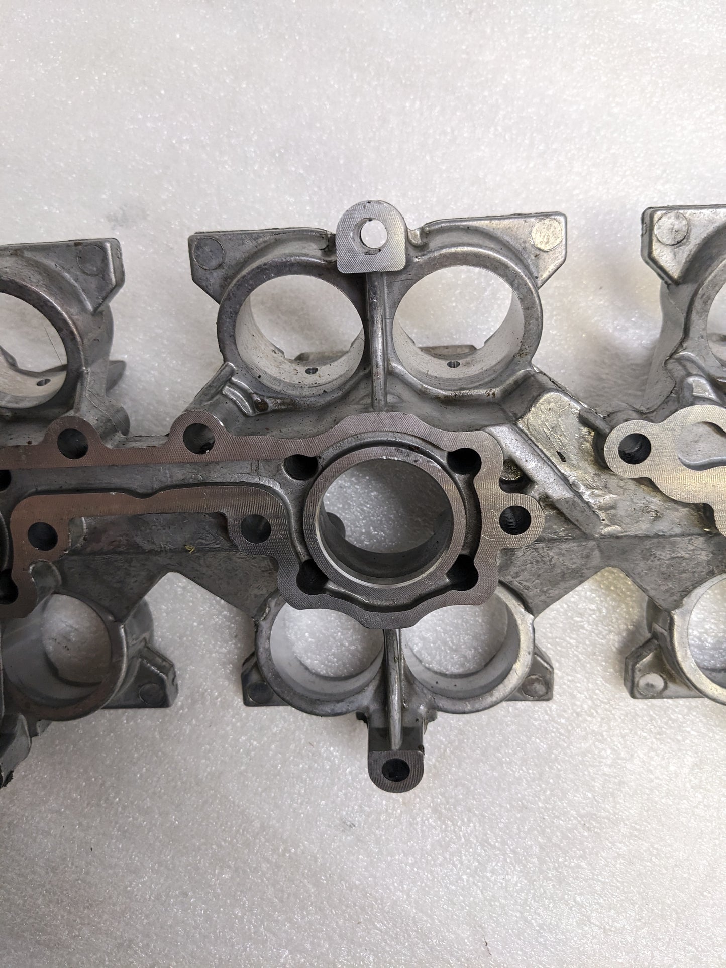 PORSCHE 9961041058R  LEFT SIDE FLAT TAPPET HOUSING FOR 1997-2004 BOXSTER USED R23