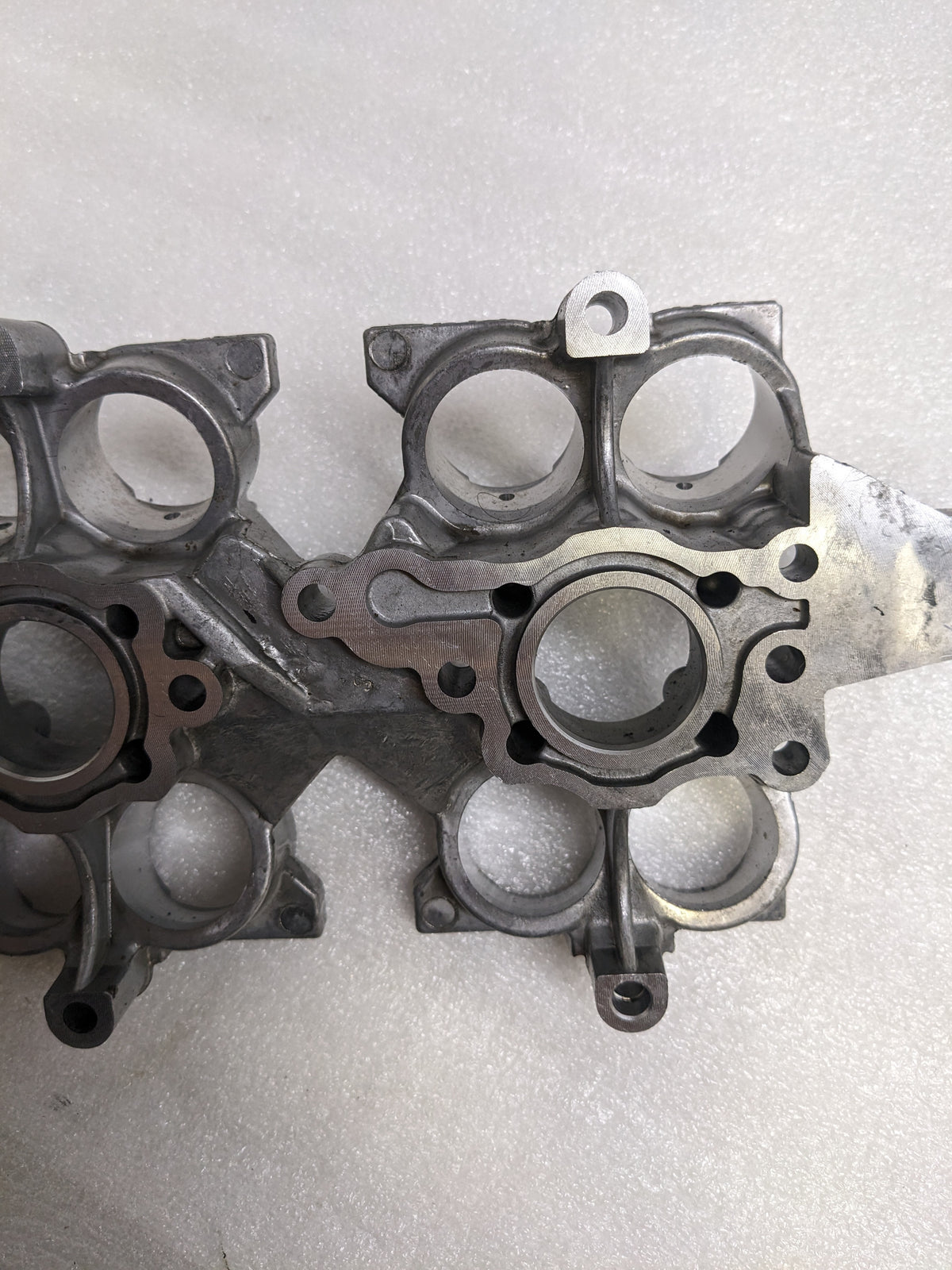 PORSCHE 9961041058R  LEFT SIDE FLAT TAPPET HOUSING FOR 1997-2004 BOXSTER USED R23
