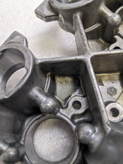 PORSCHE 9961041058R  LEFT SIDE FLAT TAPPET HOUSING FOR 1997-2004 BOXSTER USED R23