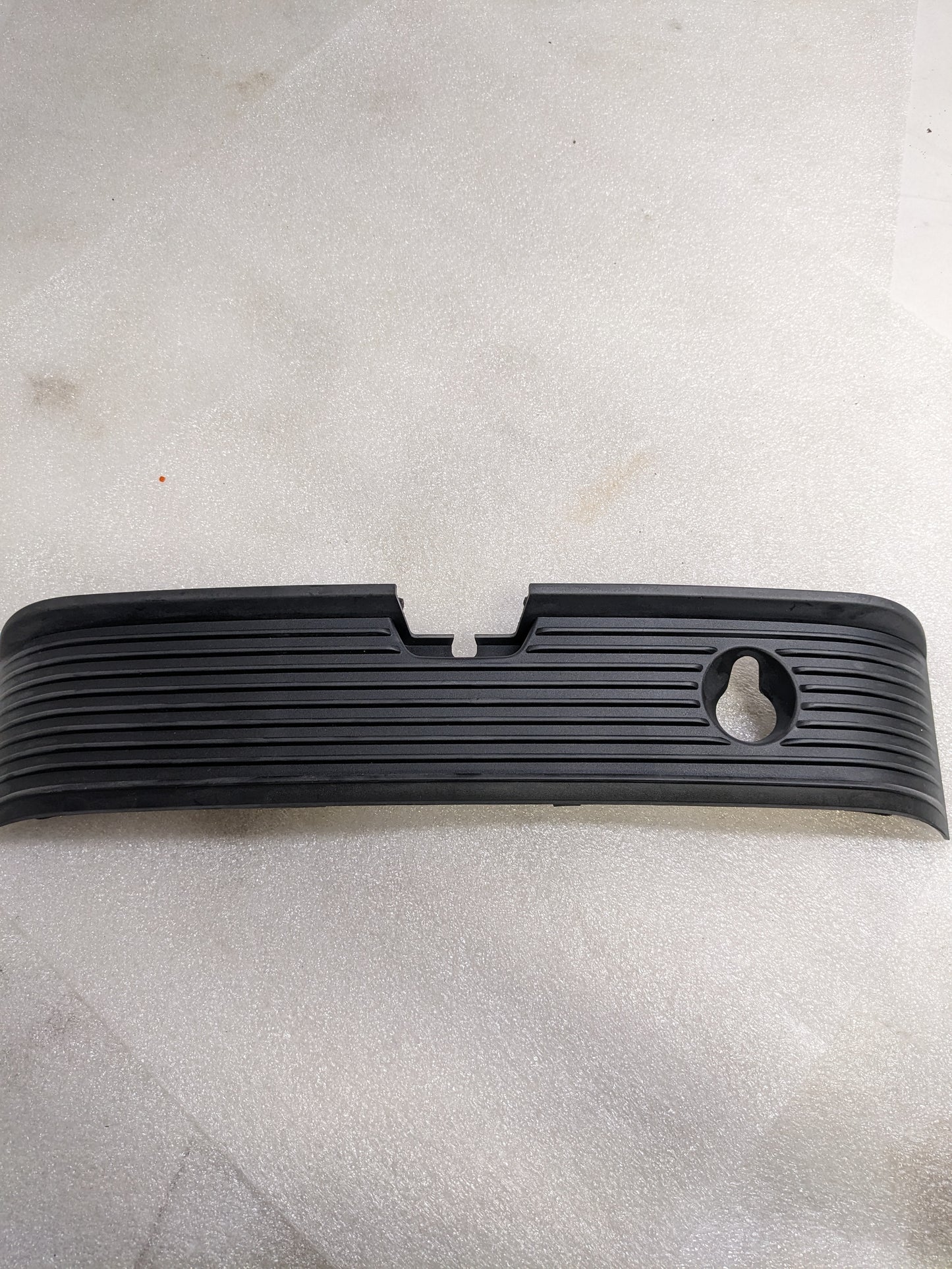 PORSCHE 9J1807823QOK1 BUMPER TRIM LOWER FOR 2020-2023 TAYCAN NEW R20