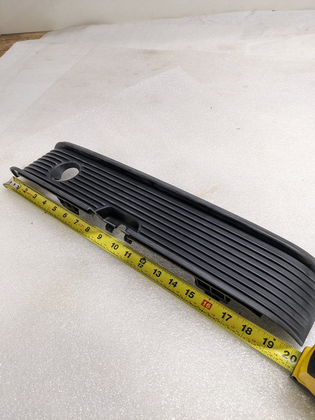 PORSCHE 9J1807823QOK1 BUMPER TRIM LOWER FOR 2020-2023 TAYCAN NEW R20