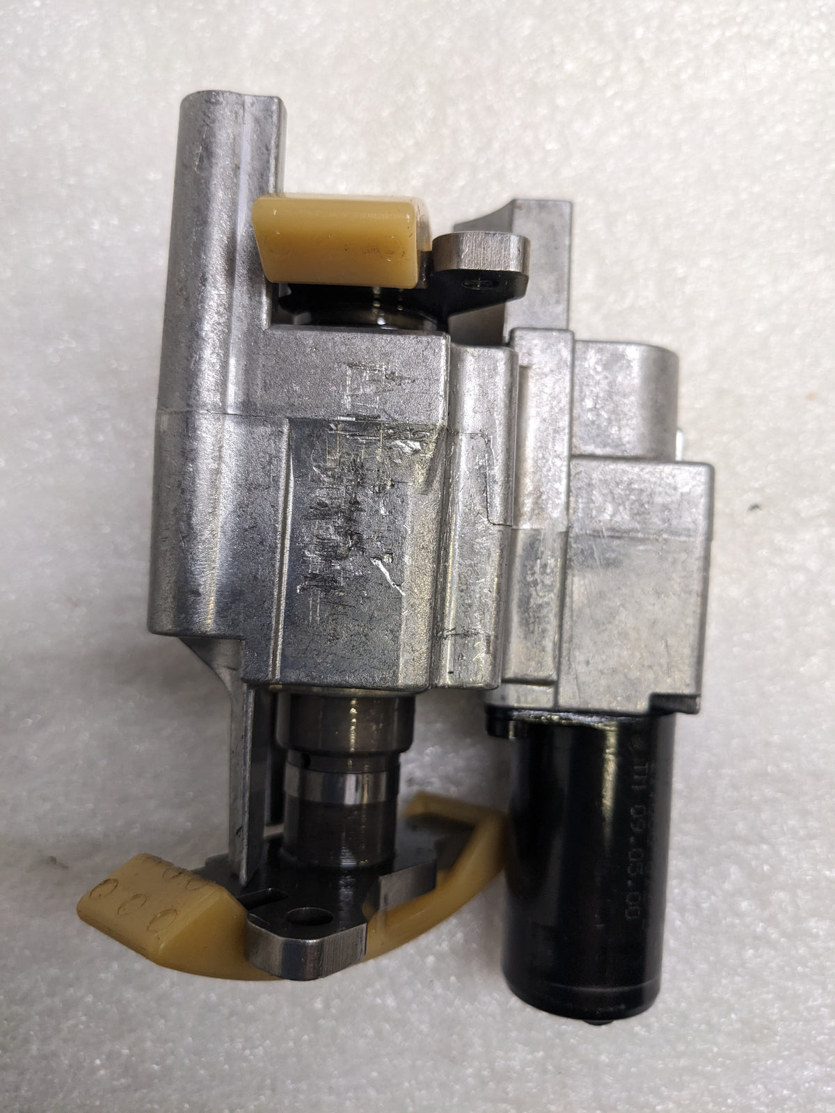 PORSCHE 996105051 ENGINE TIMING CHAIN TENSIONER FOR 1999-2001 911/ BOXSTER USED R23T7
