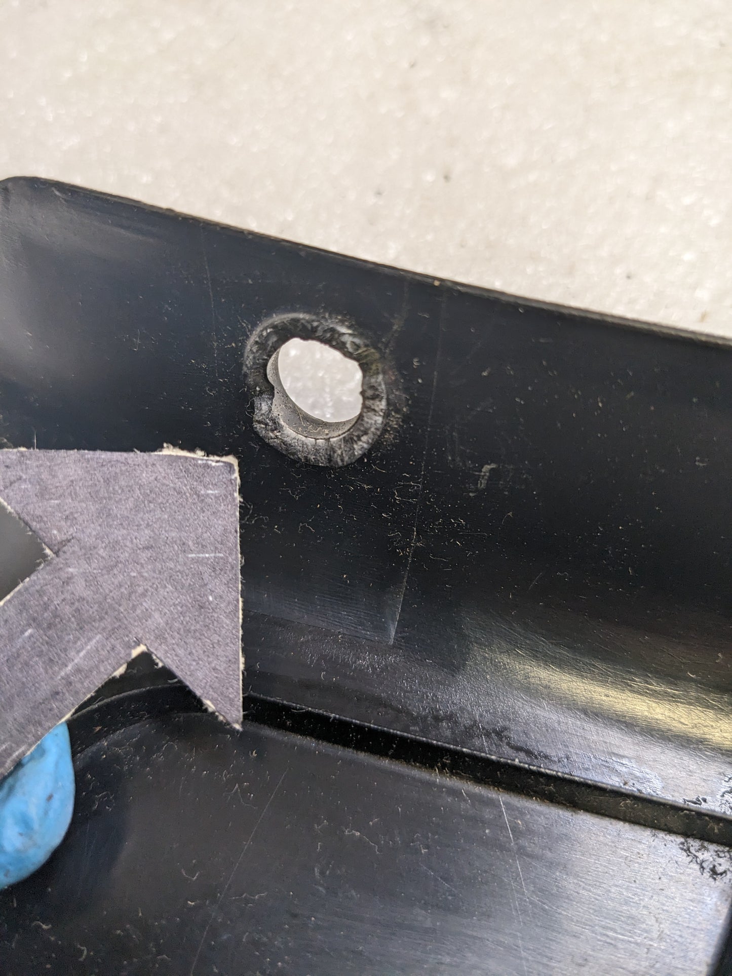 PORSCHE 92852114802 PLASTIC COVER FOR FRONT SEAT HINGE FOR 1986-1995 928 USED R23T6