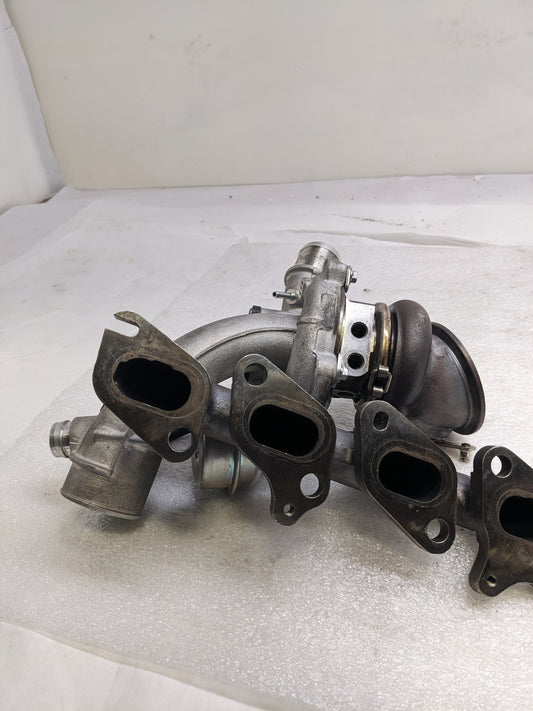 GENUINE GM 55565353 TURBOCHARGER 18.6 X 16.6 X 12.4 INCHES NEW E2