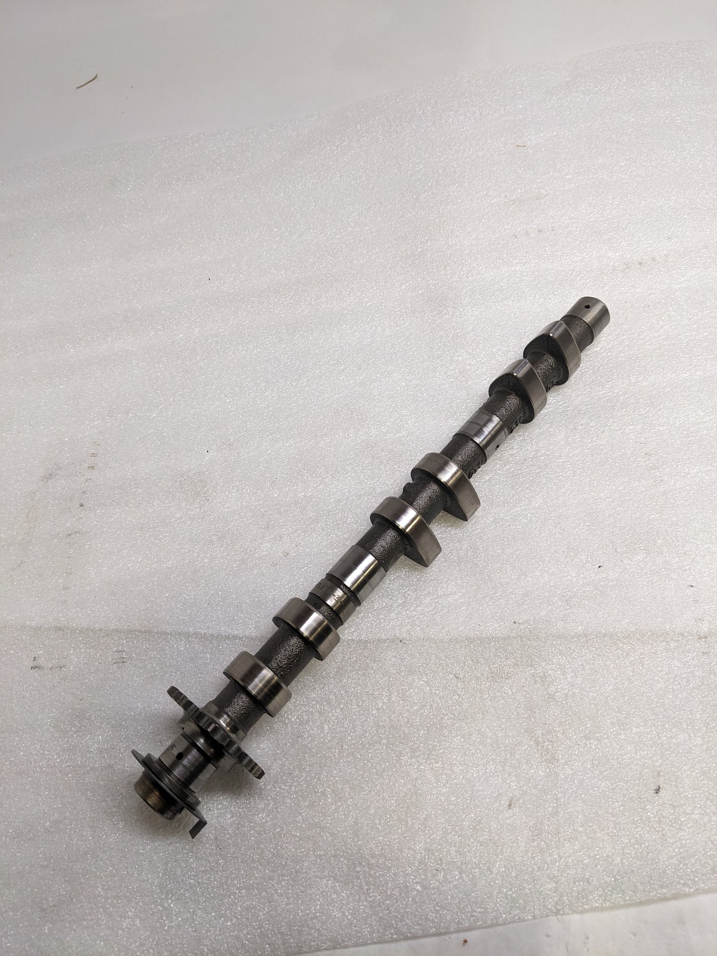 PORSCHE 99622171617 INTAKE CAMSHAFT 22155/3.2/3.4 USED R23