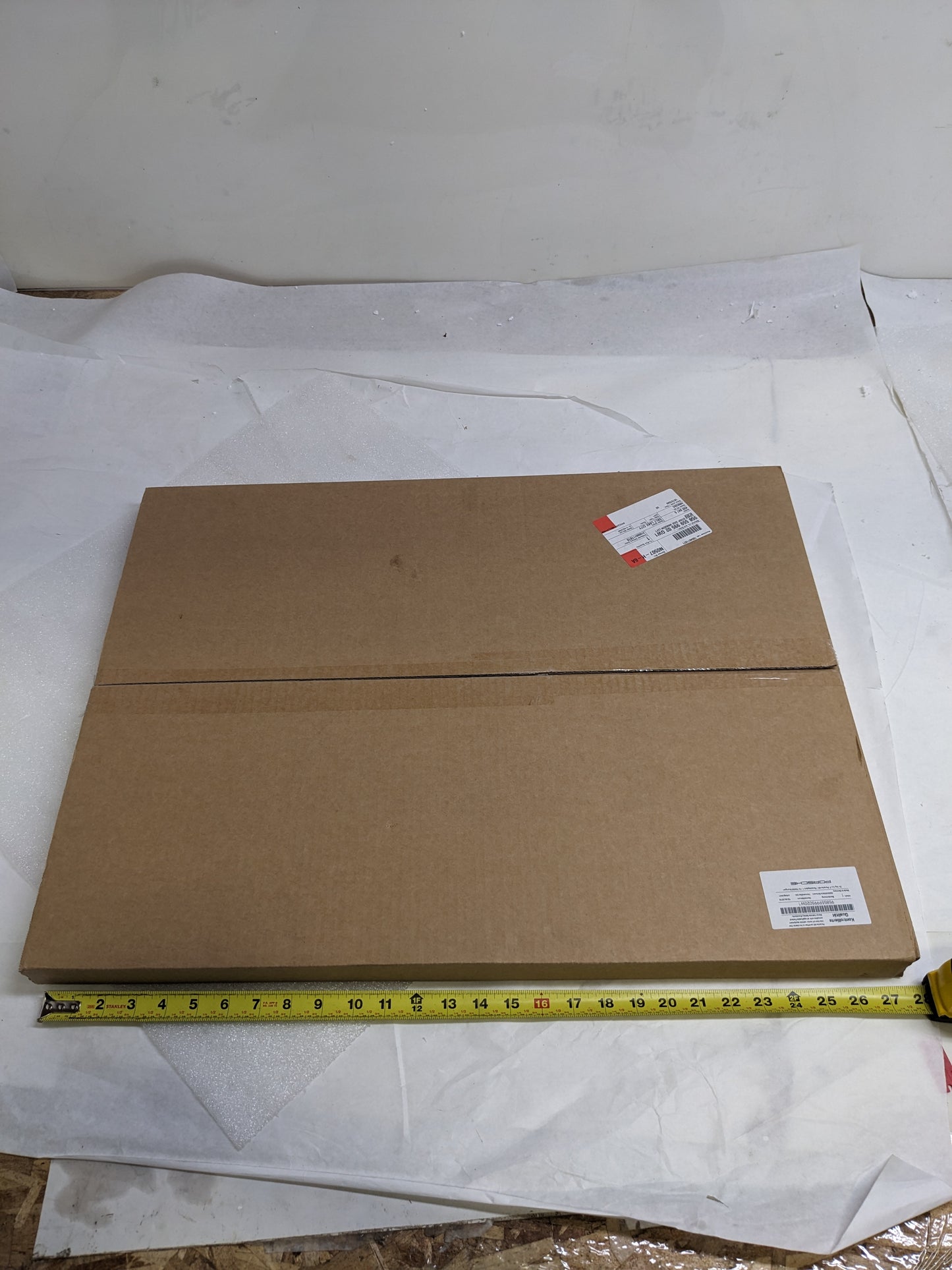 PORSCHE 95855999502GW1 GLASS MOLDING FOR 2014-2018 CAYENNE BLACK NEW R23