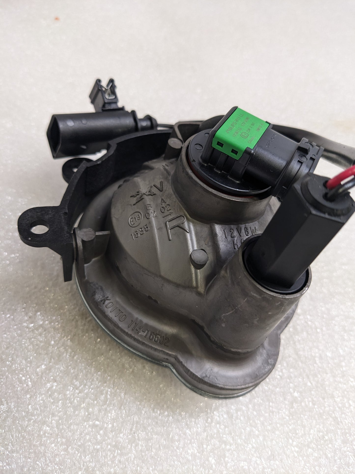 PORSCHE 98763108401 FOG LIGHT FOR 2006-2008 CAYMAN NEW R21