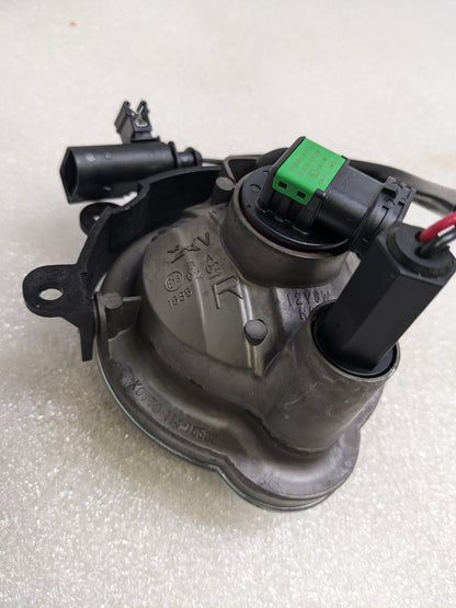 PORSCHE 98763108401 FOG LIGHT FOR 2006-2008 CAYMAN NEW R21