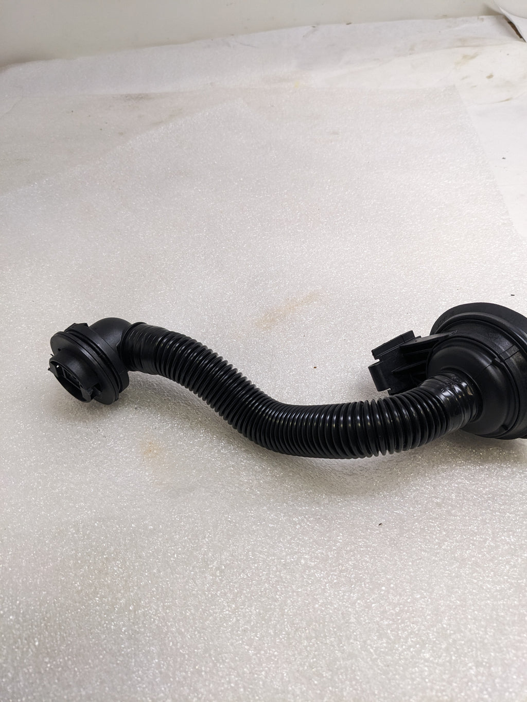 PORSCHE PAB11530100 ENGINE OIL FILLER TUBE FOR 2019-2023 CAYENNE NEW R21
