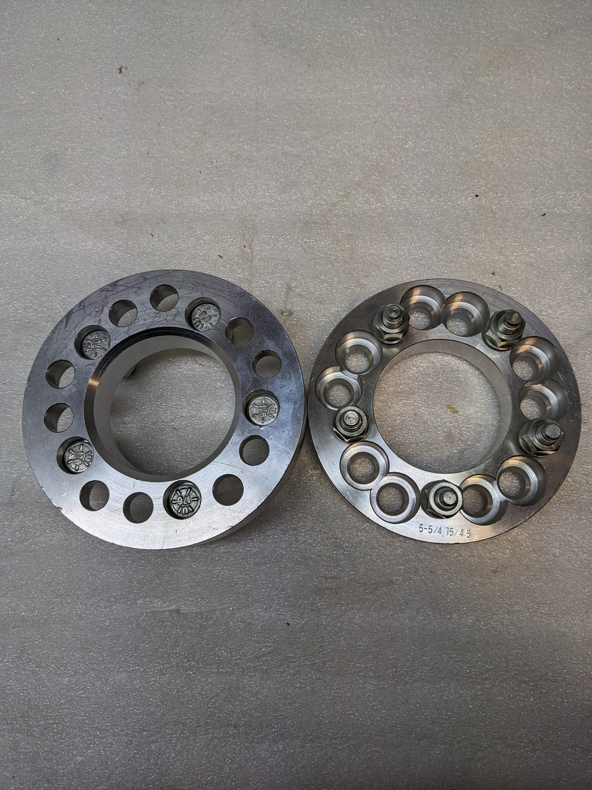 UNBRANDED WHEEL ADAPTER  5X5/4.75/4.5 (PAIR) NEW R6TF