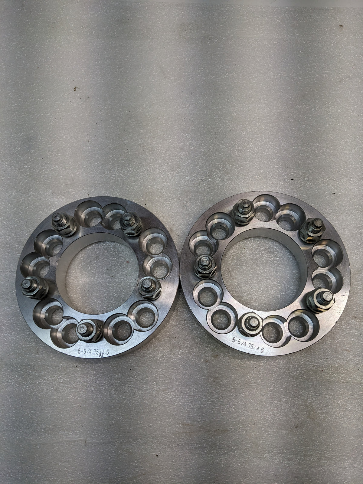 UNBRANDED WHEEL ADAPTER  5X5/4.75/4.5 (PAIR) NEW R6TF