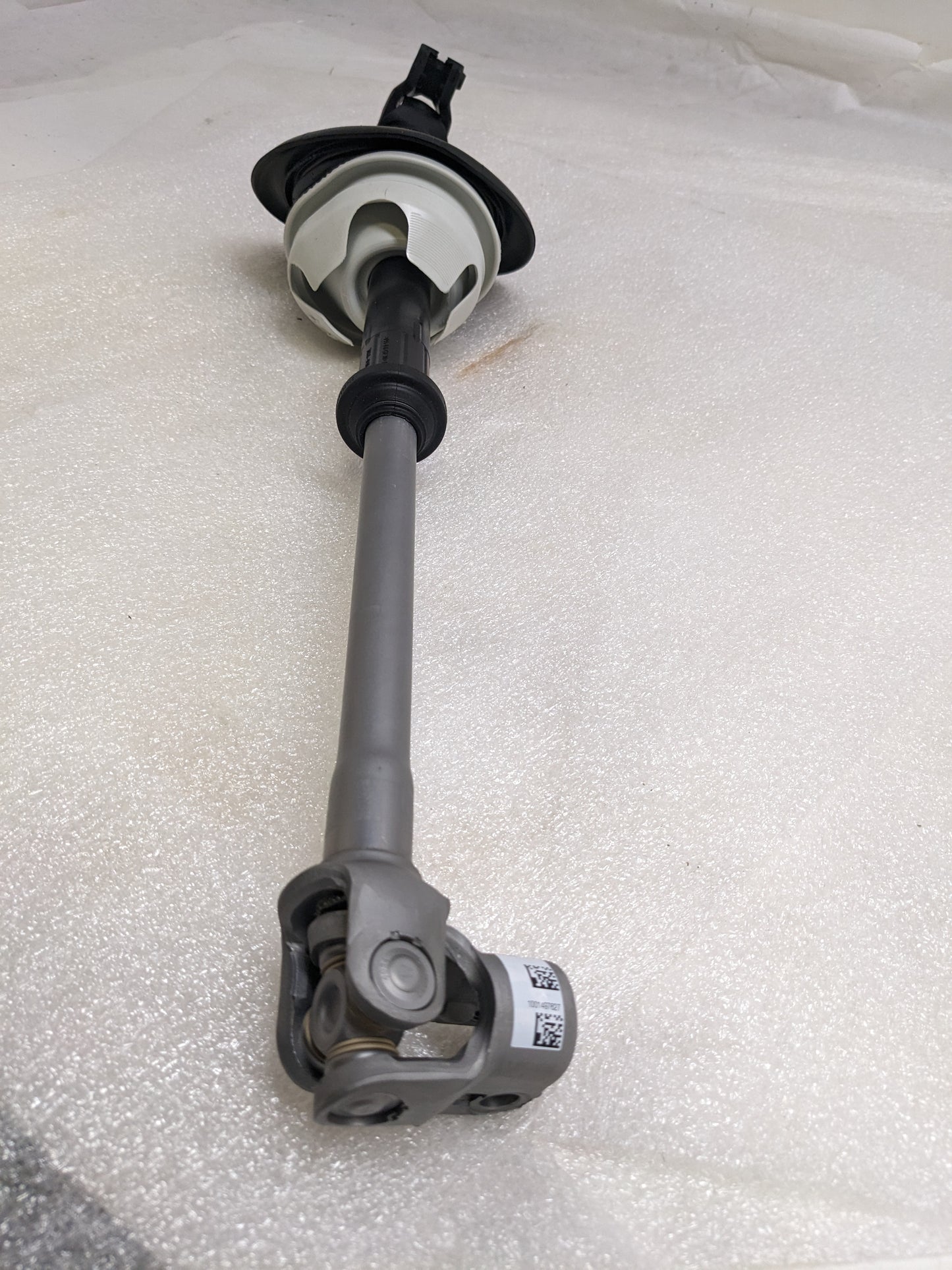 PORSCHE 95B419753E STEERING SHAFT FOR 2016-2018 MACAN NEW R20