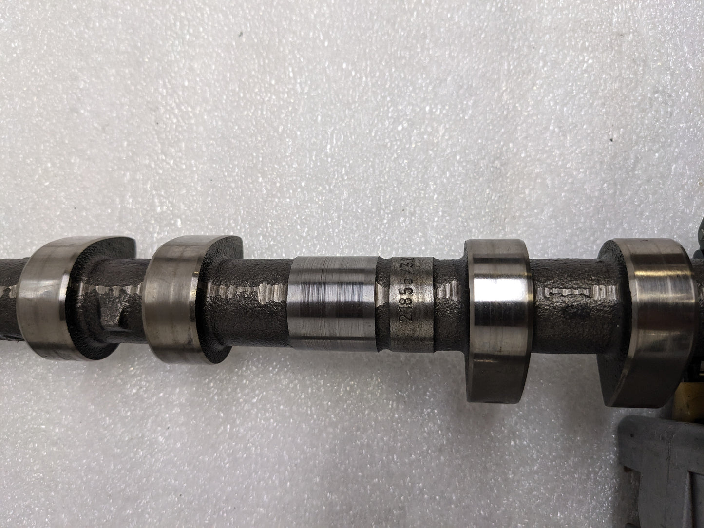 PORSCHE 996105053 CAMSHAFTS W/ ADJUSTER FOR BOXSTER 986/911/996 USED R21